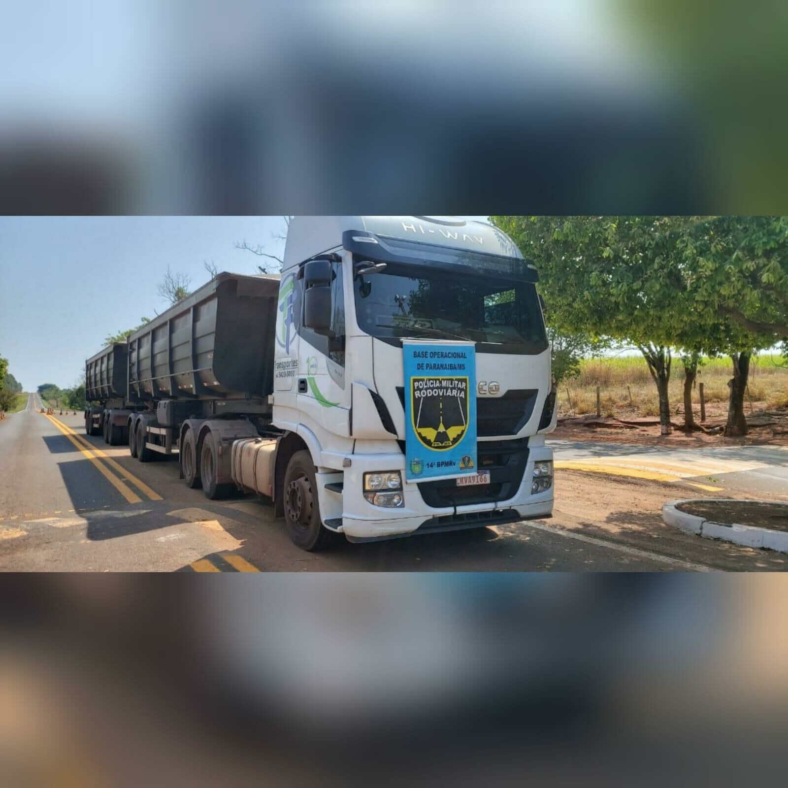 Imagem de compartilhamento para o artigo Base Operacional de Paranaíba prende caminhão recheado de maconha da MS Todo dia